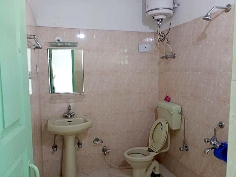 Gangnāni Gmvn Tourist Lodge מראה חיצוני תמונה