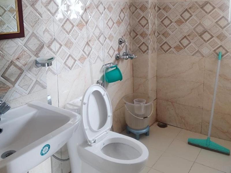 Gangnāni Gmvn Tourist Lodge מראה חיצוני תמונה